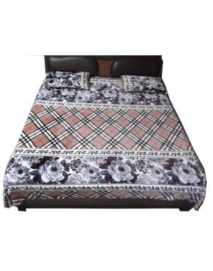 Double bedsheet square design with 2 pillow Cover