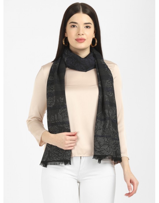 Women stole netted design black